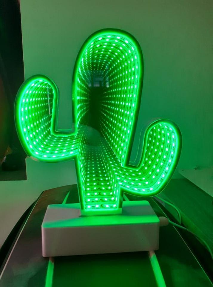 3D USB Lampa Kaktus za 129 K Skladem