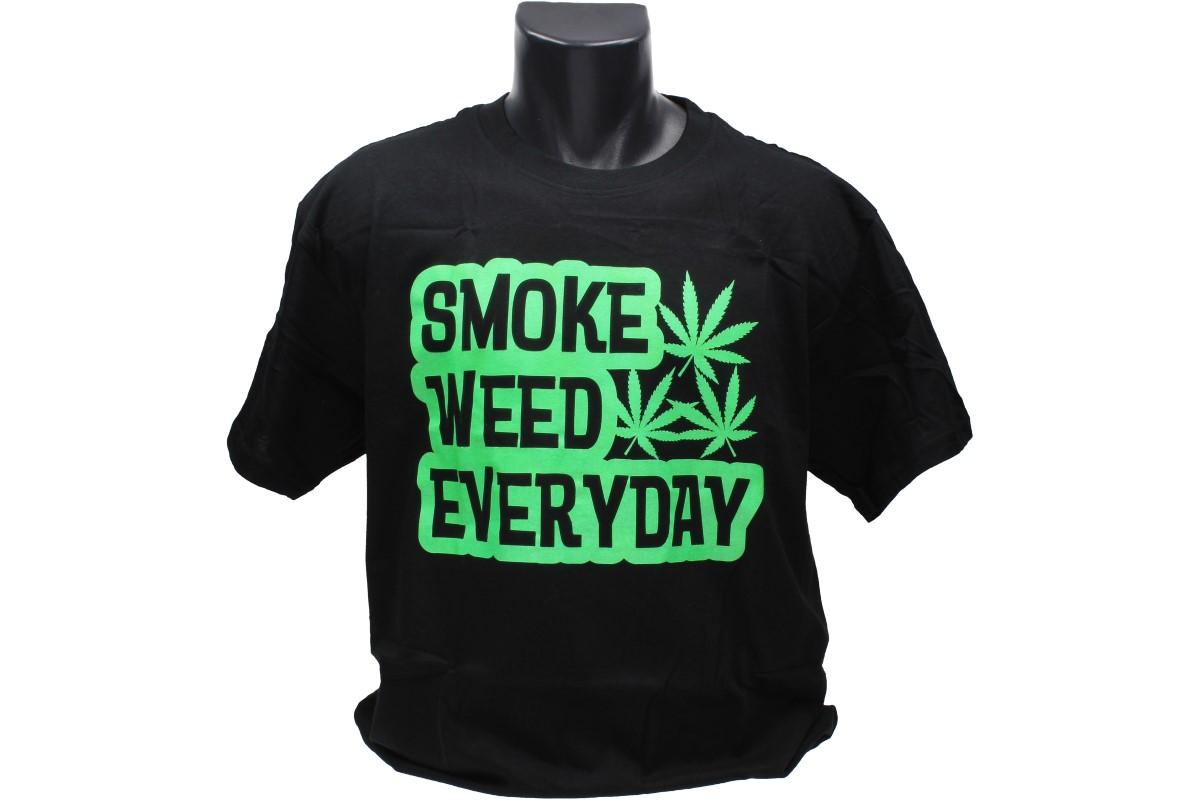 Tričko Smoke weed everyday