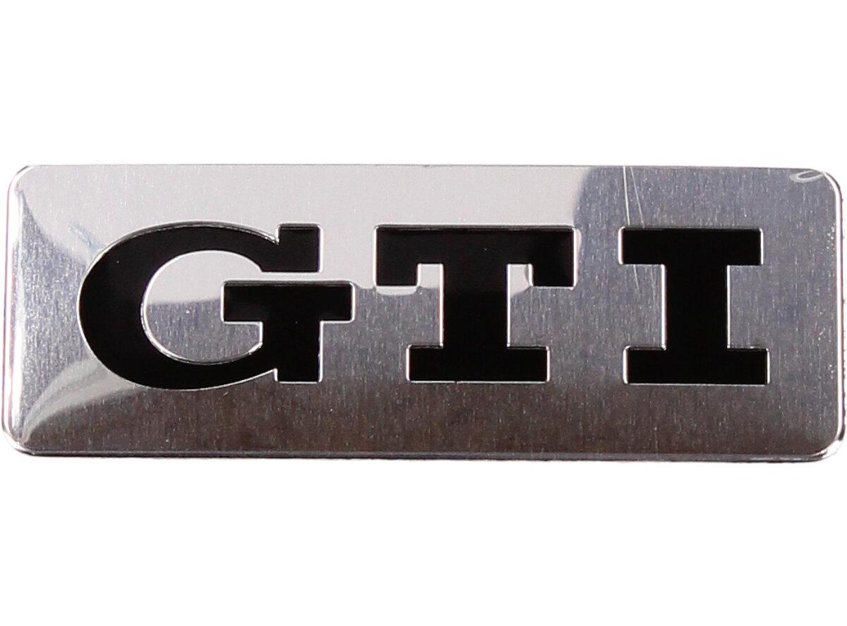 Kovová samolepka GTI černá 8x3 cm